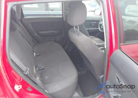 2013 Kia Soul z USA, uszkodzony, nr VIN KNDJT2A50D7492205